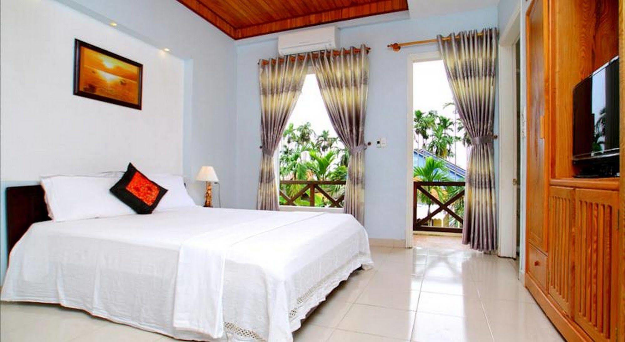 Lila Homestay Хойан Экстерьер фото